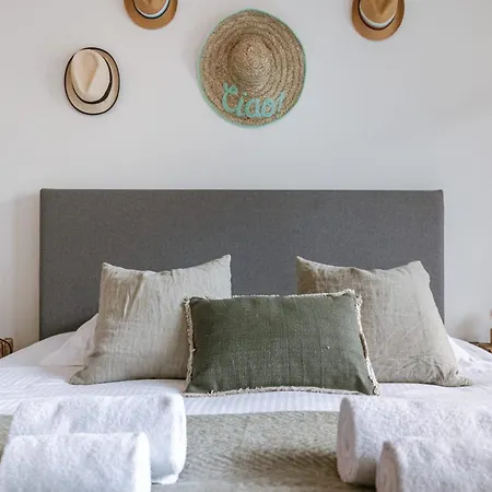 Апартаменты Huswell - Cozy On Walking Distance From The *