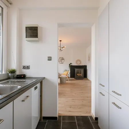 Apartamento Huswell - Cozy On Walking Distance From The