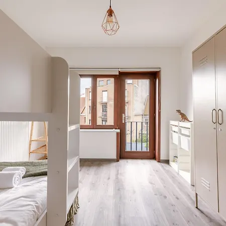 Huswell - Cozy On Walking Distance From The Apartamento *