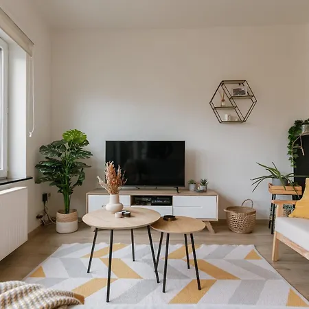 Apartamento Huswell - Cozy On Walking Distance From The *
